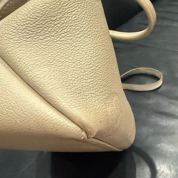 Louis Vuitton Grand Palais Tan Embossed Satchel - Picture 6 of 16